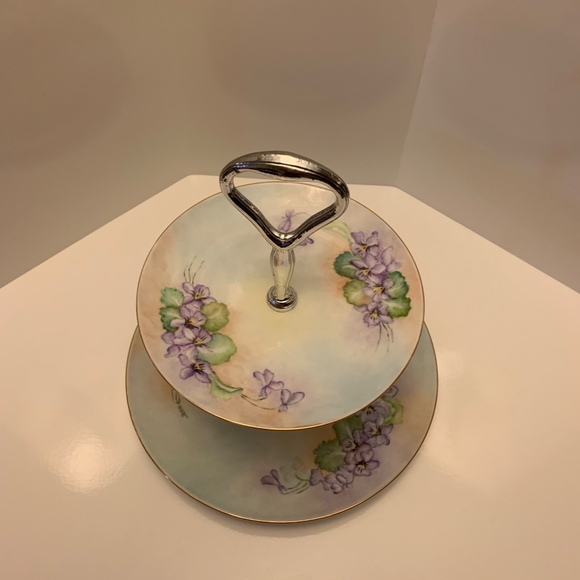 2 tier cakestand:Vintage English bone china - Picture 3 of 7